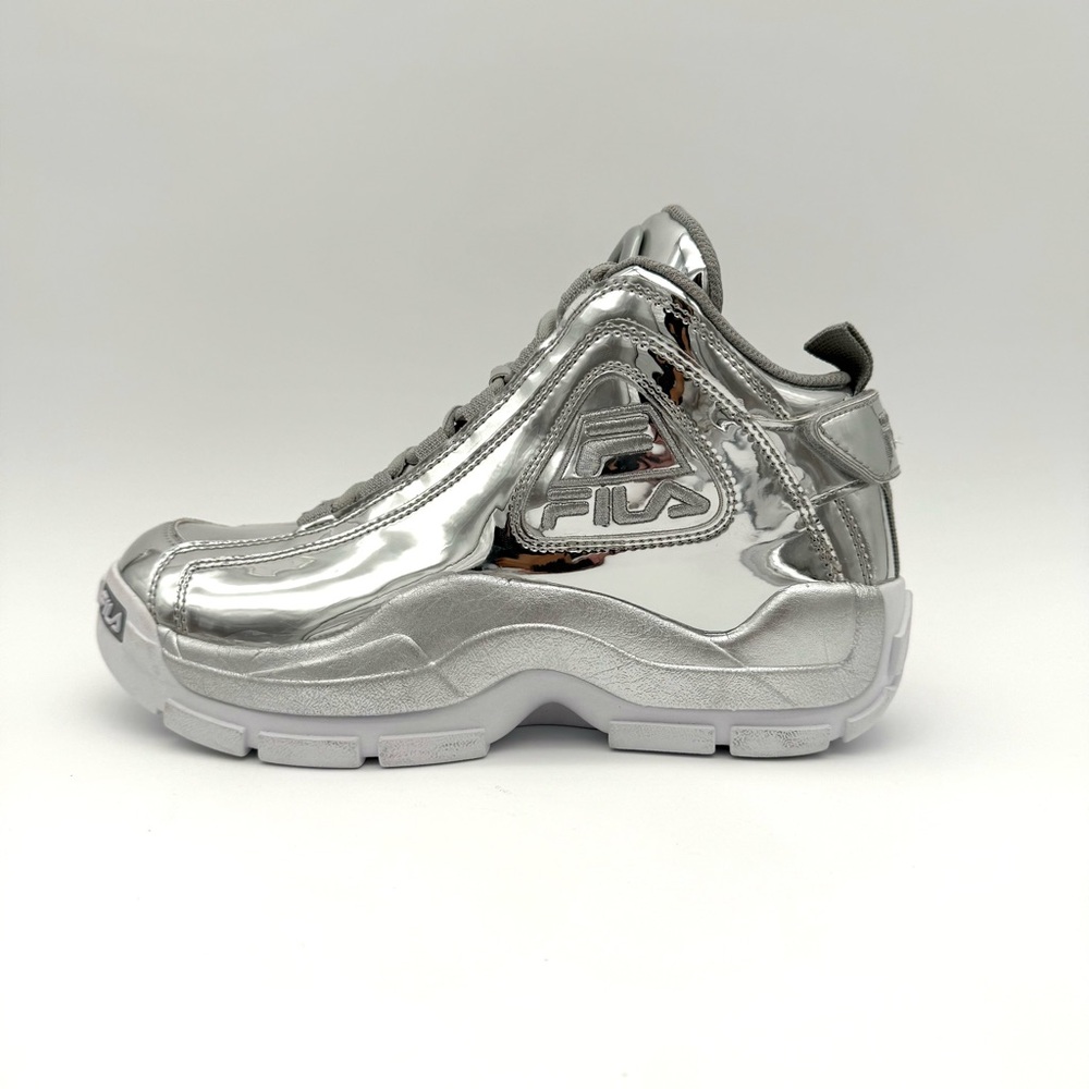 NWOB New Fila Grant Hill 2 Metallic Silver Men's 9 Women's 7 1/2 Shoes Sneakers - Picture 3 of 8